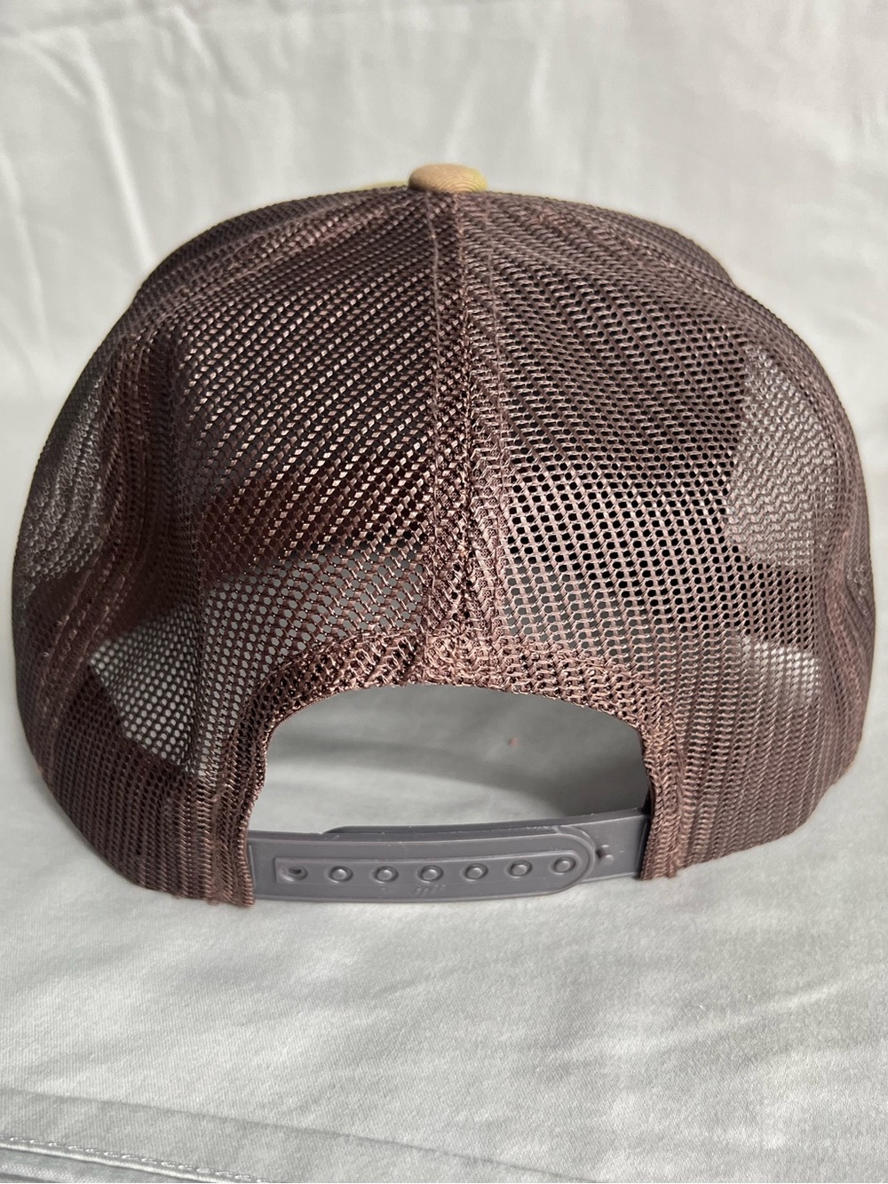 104 The Classic Vanator Waterfowl Camo Trucker Hat - Tan/Green/Brown - Picture 3 of 9